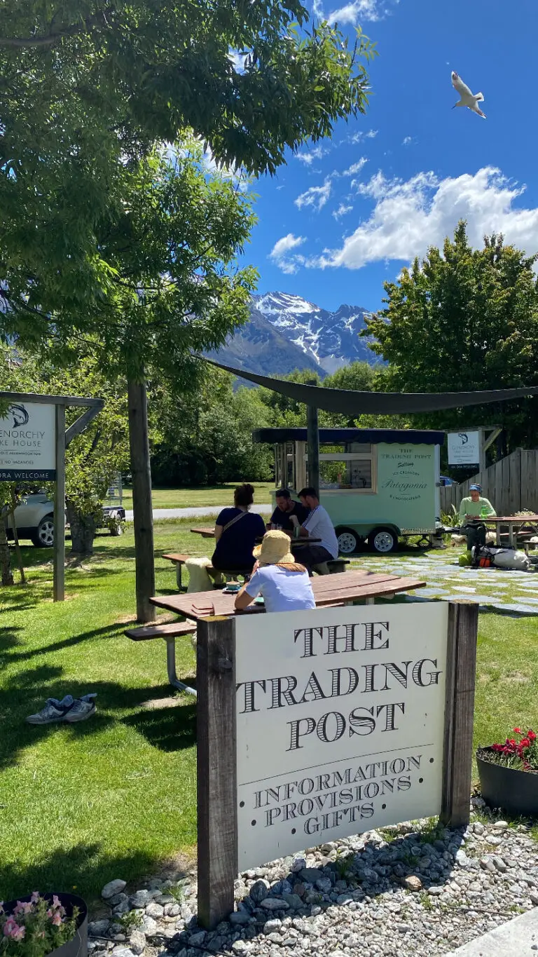 Trading Post Cafe (Now Akin)